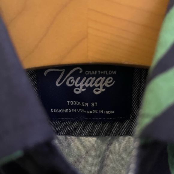 Blue and Green Tropical Button Down Shirt - Picture 4 of 4